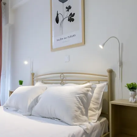 1-bedroom Oasis In Kallithea Athens