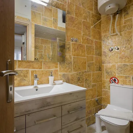 Apartment 1-bedroom Oasis In Kallithea