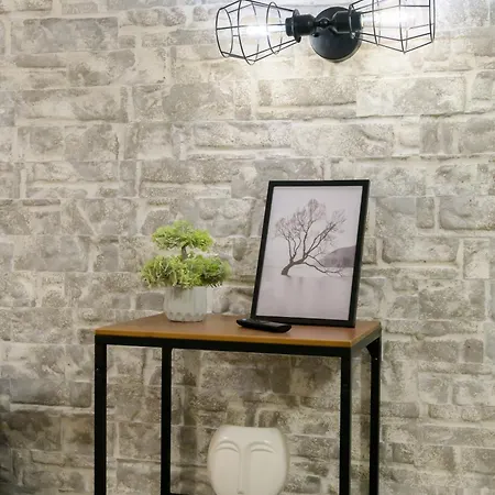 1-bedroom Oasis In Kallithea * Athens