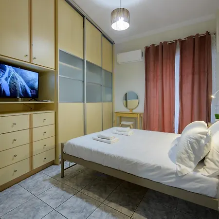1-bedroom Oasis In Kallithea